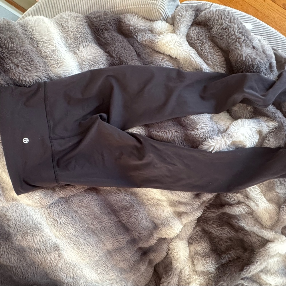 6 bundle Lululemon Athletica Dark Leggings - Picture 2 of 12